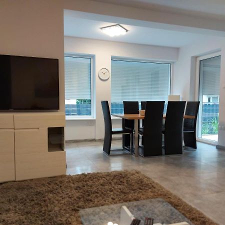 Apartament Z Duzym Tarasem Apartamento Świnoujście Exterior foto